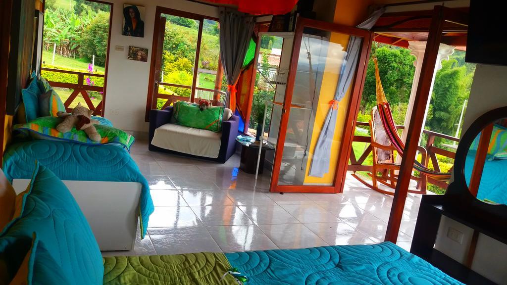 Coliving La Boira Bed and Breakfast Jardín Eksteriør billede
